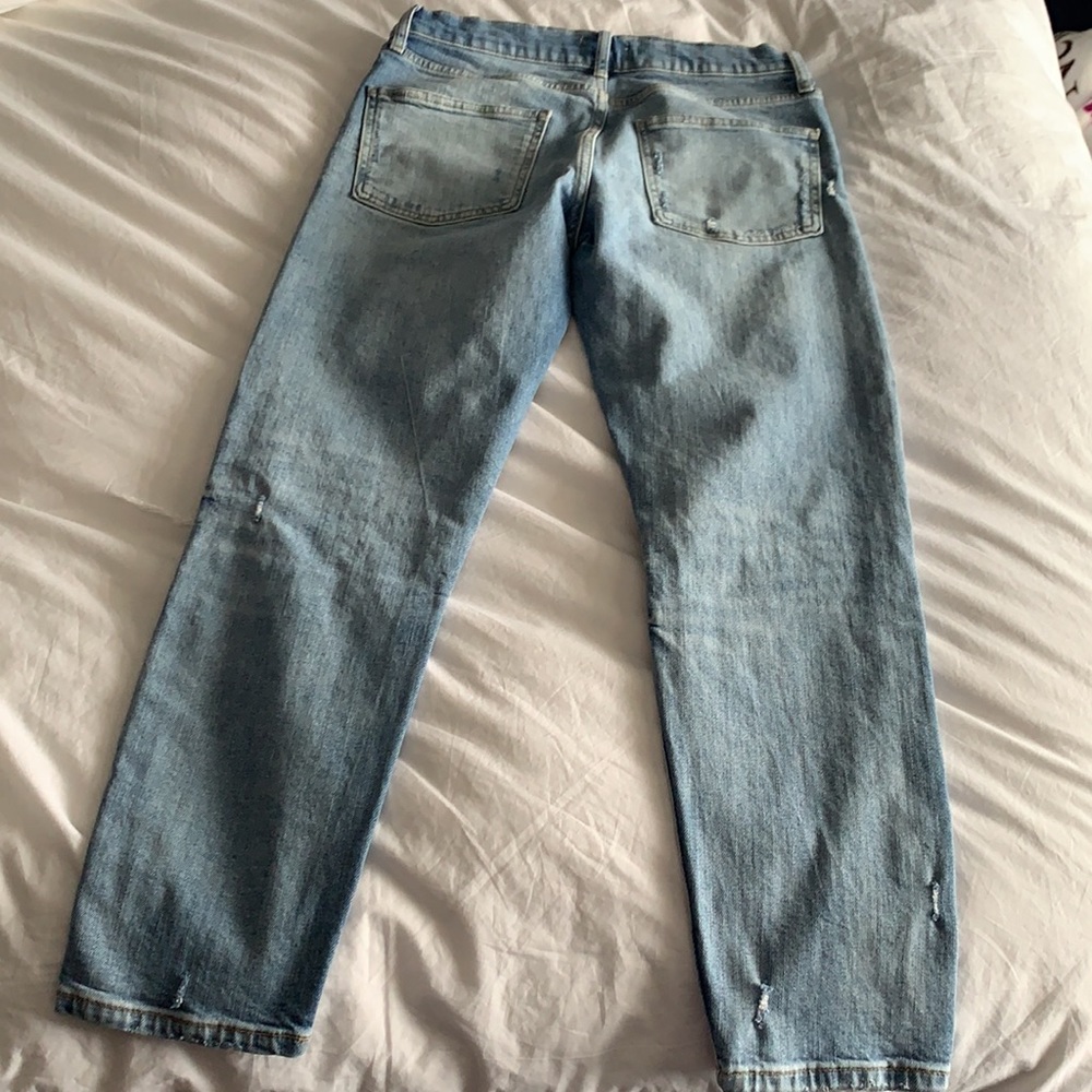 Zara women’s cropped jeans size 6 European 38 ripped knee - Picture 4 of 5